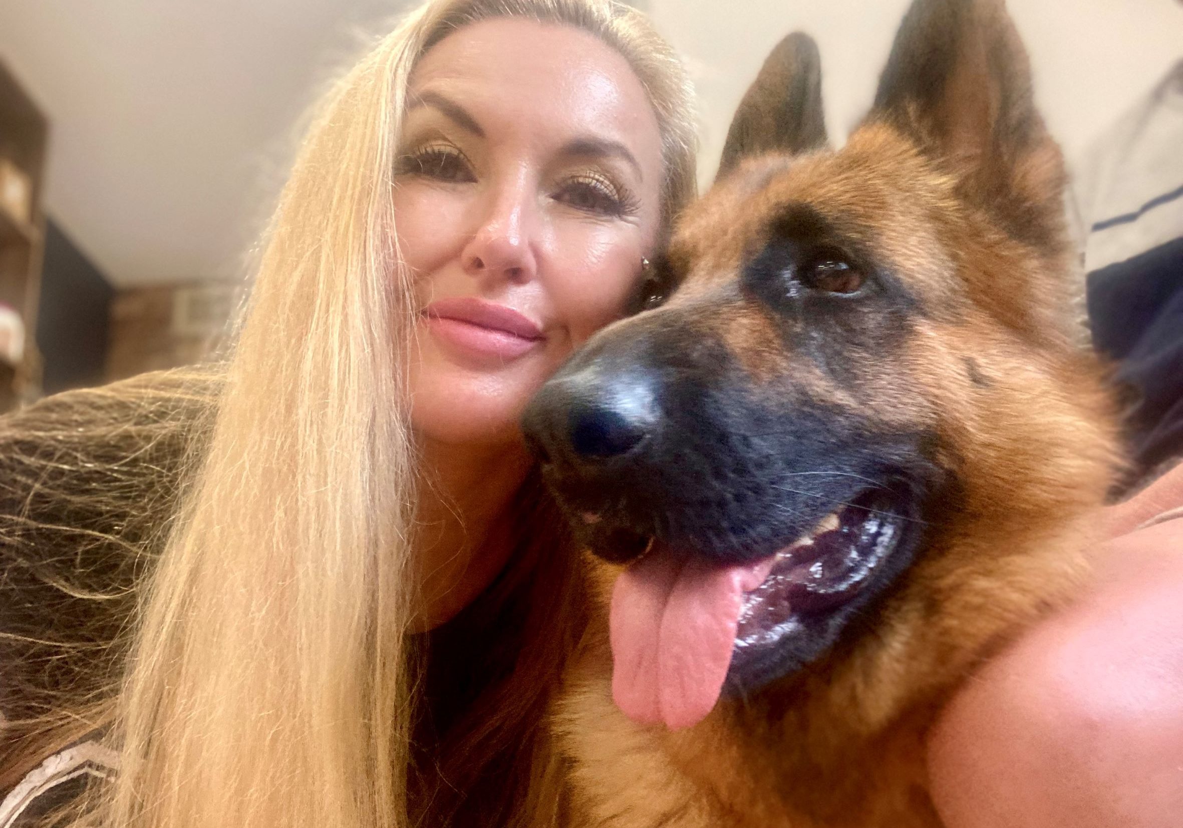 Leishjaclyn UpZtart Dancer Adult German Shepherd Female Leah